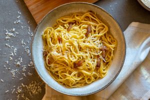 carbonara tészta recept Impulzív Magazin